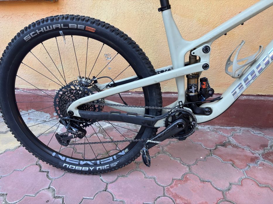 Bicicleta carbon full suspension enduro PROPAIN  Fox Kashima