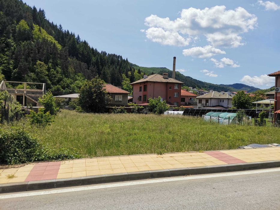 Продава се Парцел в Златоград - 700 кв.м за 108 €/кв.м - Снимка #5