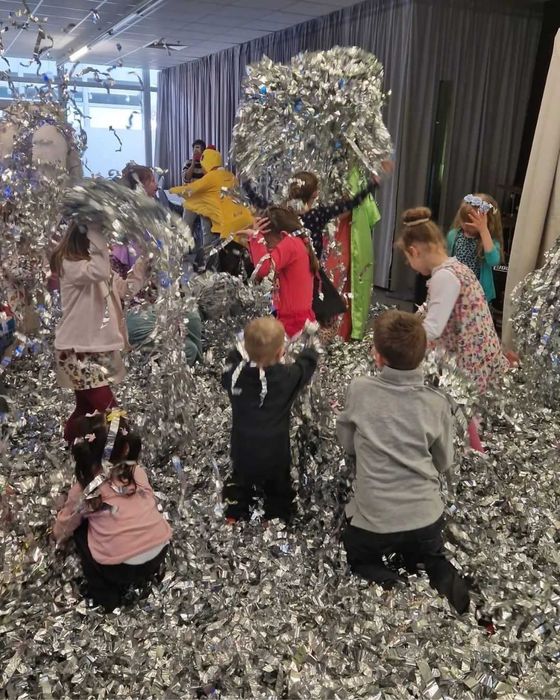 Фолиева дискотека парти с аниматор