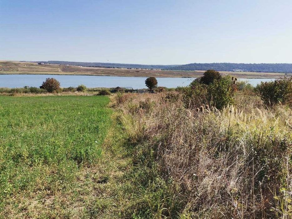 teren Lipoveni/Lac -1471 mp