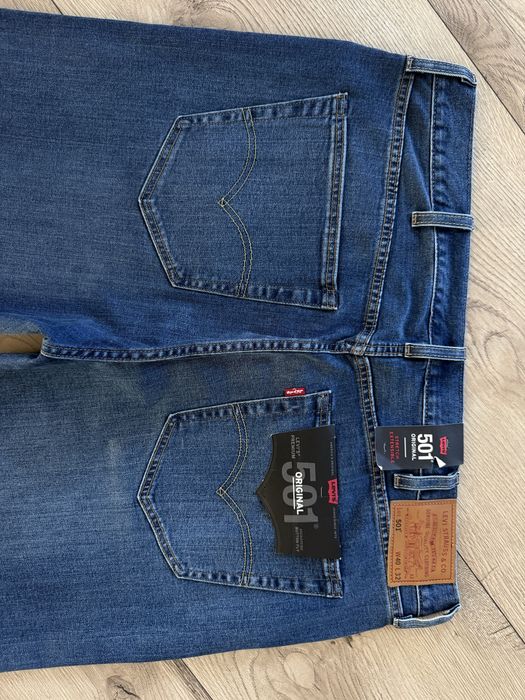 Blugi LEVIS 501 Albastru Barbati | Marime 40 x 32 (Talie 104 cm)