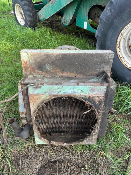 Radiator motor original Combină Sema 110, complet cu carcasă, curățat.