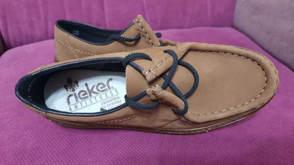 Pantofi trendy full piele RIEKER , gen Clarks marimea 36,5