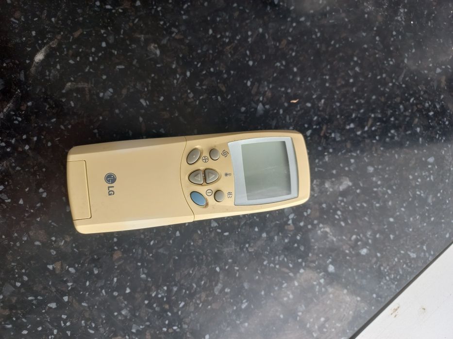 Кондиционер LG 12