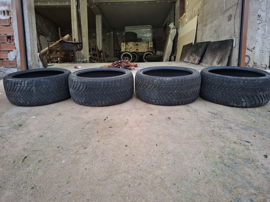 Зимни гуми 235/35/R19