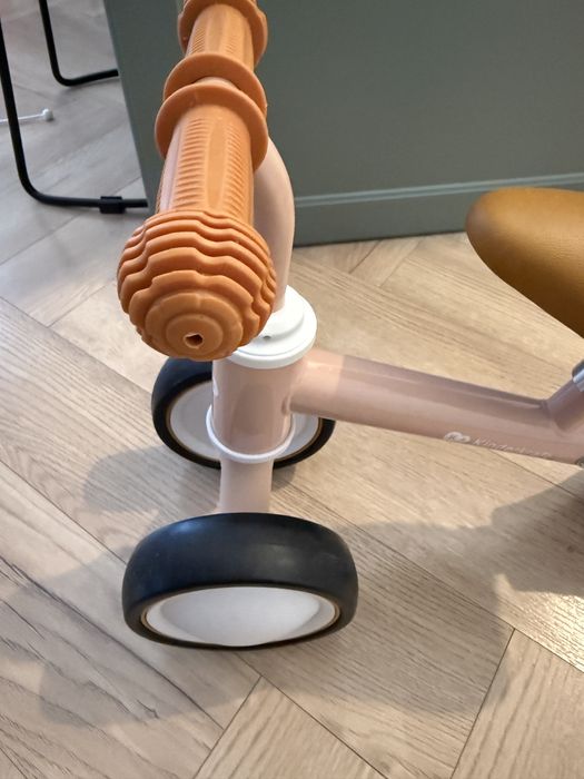 Bicicleta de echilibru Kinderkraft