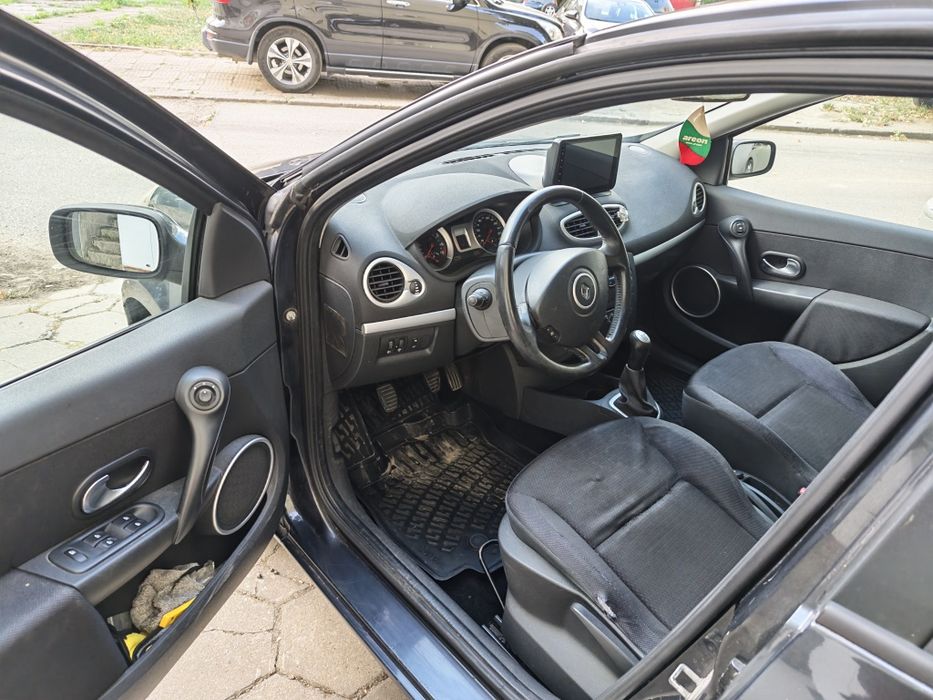 Renault Clio 3  1.4/98к.с. 2007г.