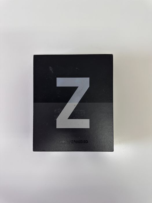 Samsung Galaxy Z Fold3 Folosit Stare Foarte Buna