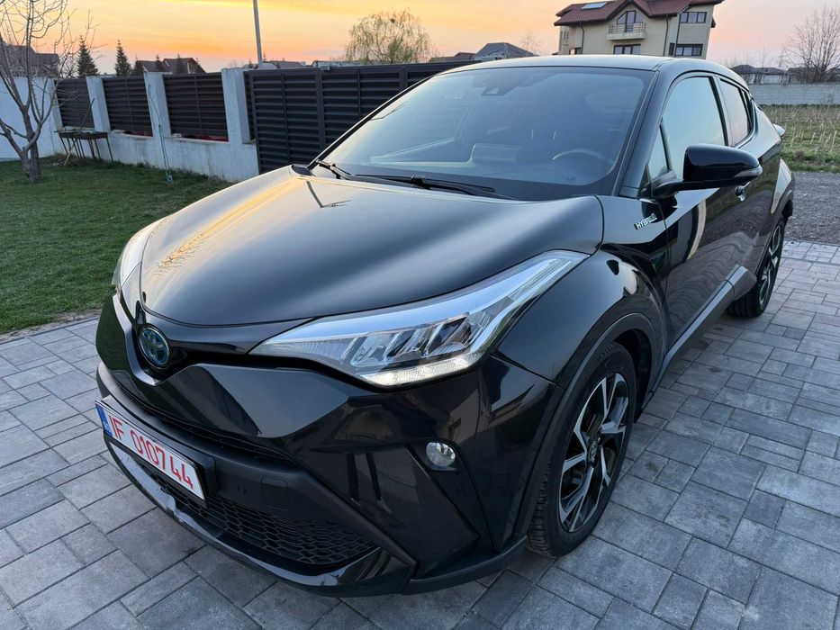 Toyota C-HR Hybrid 1.8 Trend 2020 Senzori Parcare Incalzire Scaune