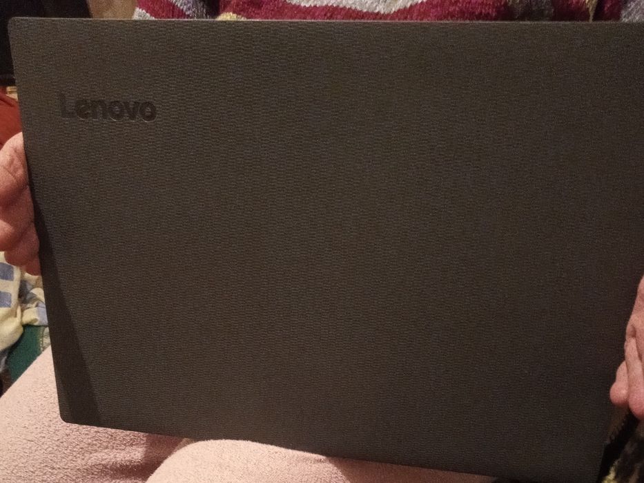 Лаптоп Леново Нов