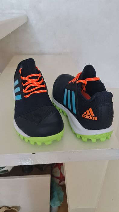 Адидас adidas номер 40