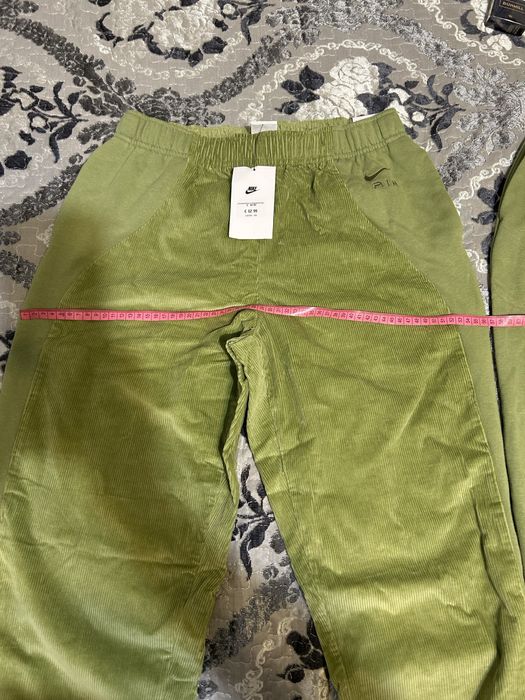 Pantaloni raiat Nike M si L