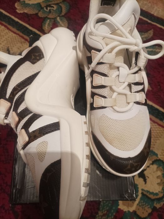 Кросовка женская