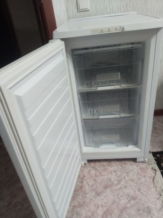Продам морозильную камеру новую