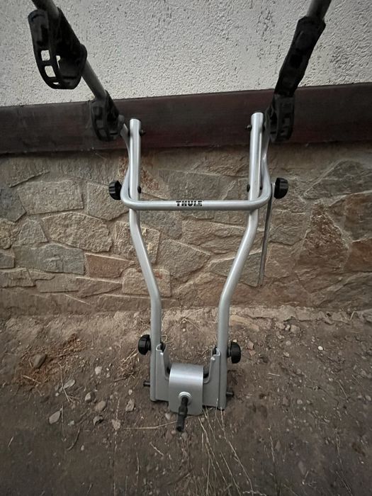 Багажник Thule HangOn + Thule lightboard