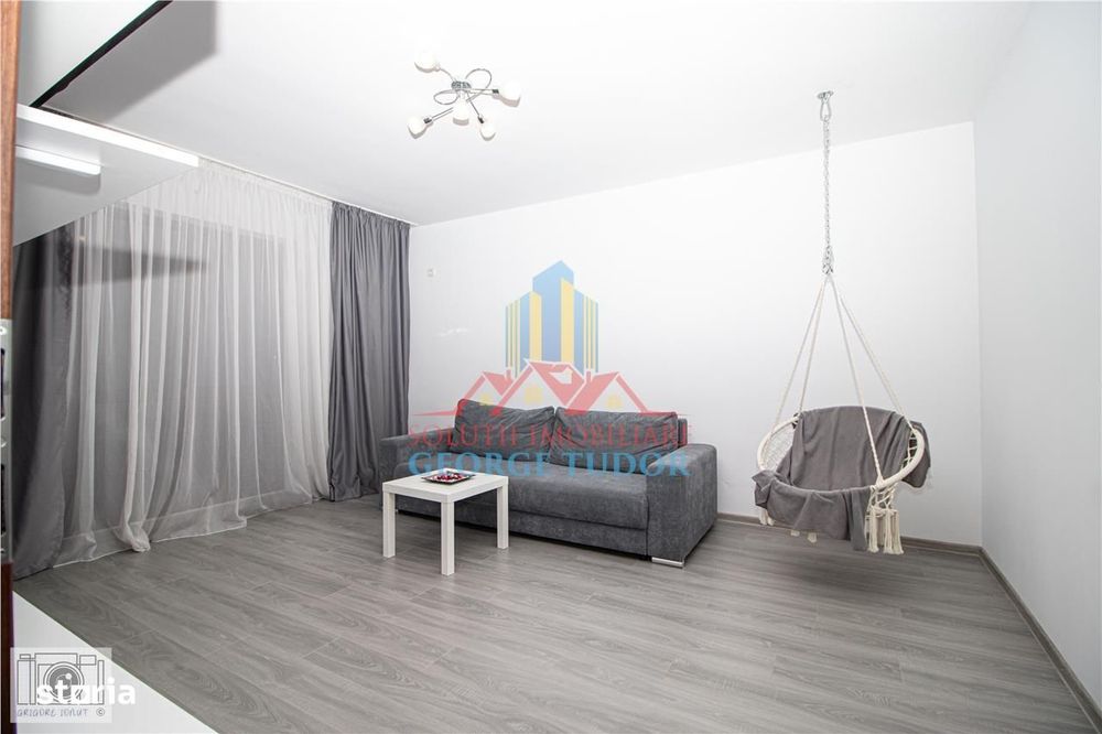 Apartament 2 camere total decomandat + parcare privata, Str. Acvilei 4