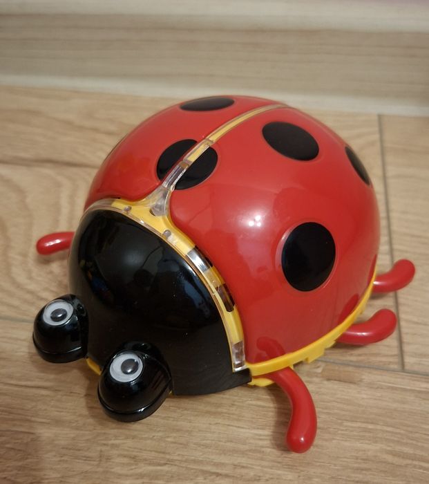 Лот от 4 интерактивни музикални икрачки