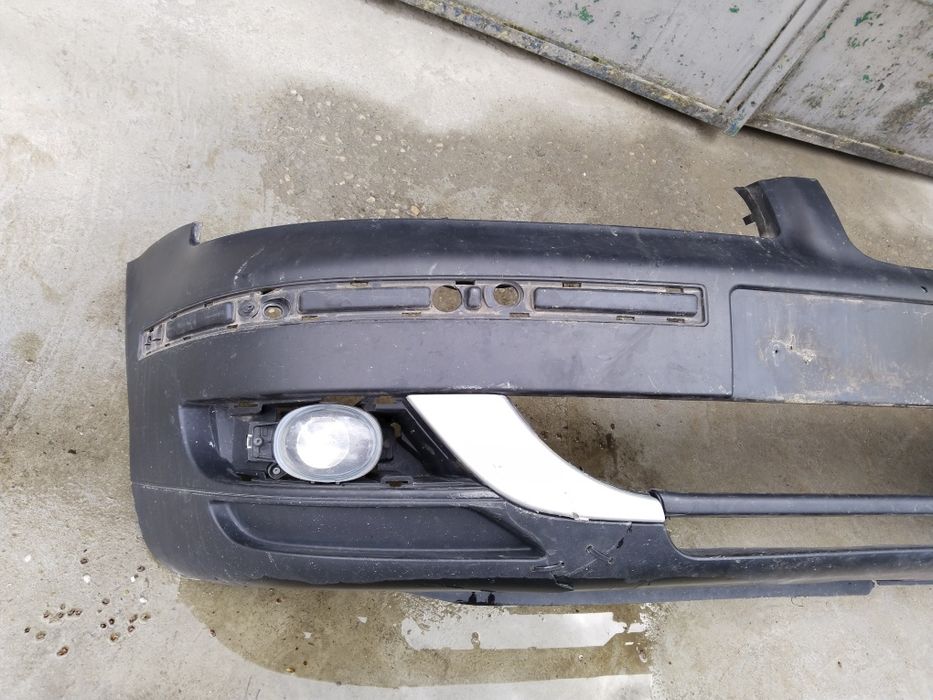 Части за предна броня Seat Leon