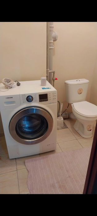 3 бөлмелі 15 микр арендаға берем.