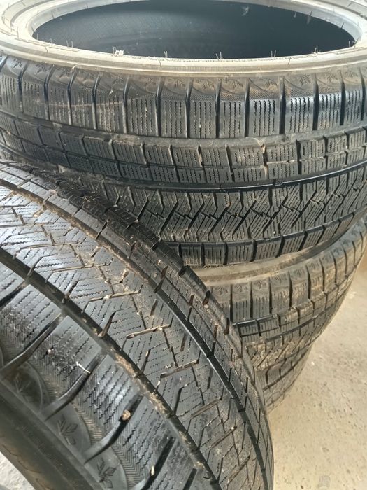 225/45/R18 зимние шины