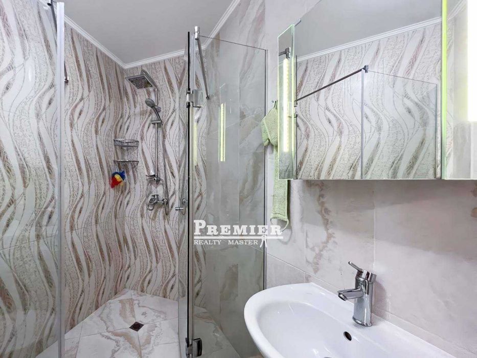 Продава се Тристаен апартамент в Несебър - 99 кв.м за 1718 €/кв.м - Снимка #6