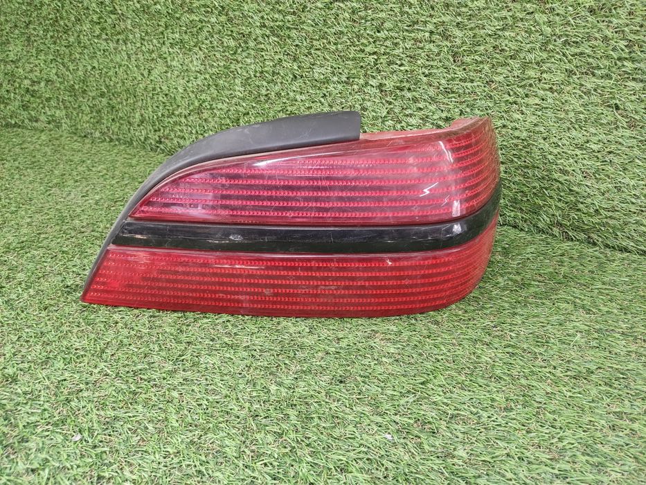 Фонарь Peugeot 406
