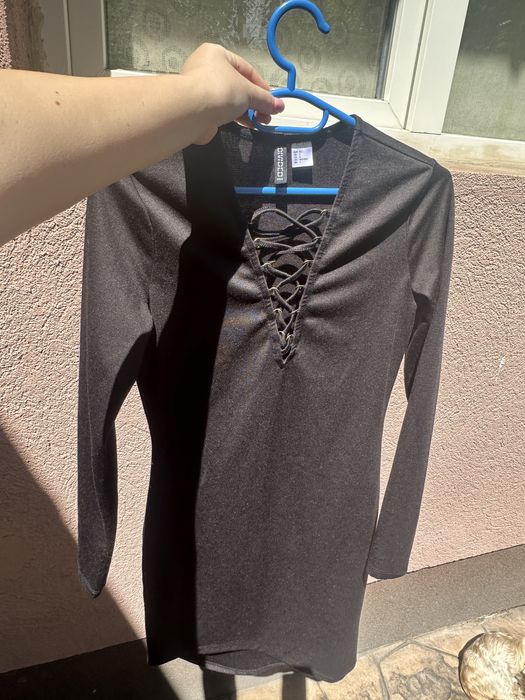 Rochie neagra cu snur