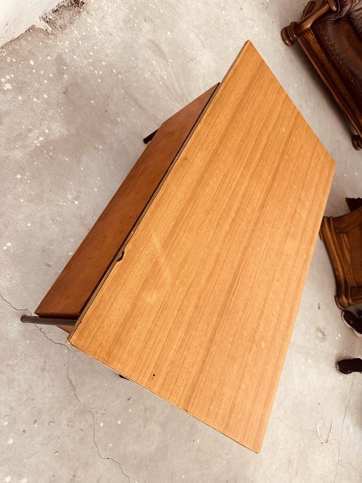 Винтидж италианско бюро Mid-Century Modern – 60/70-те години