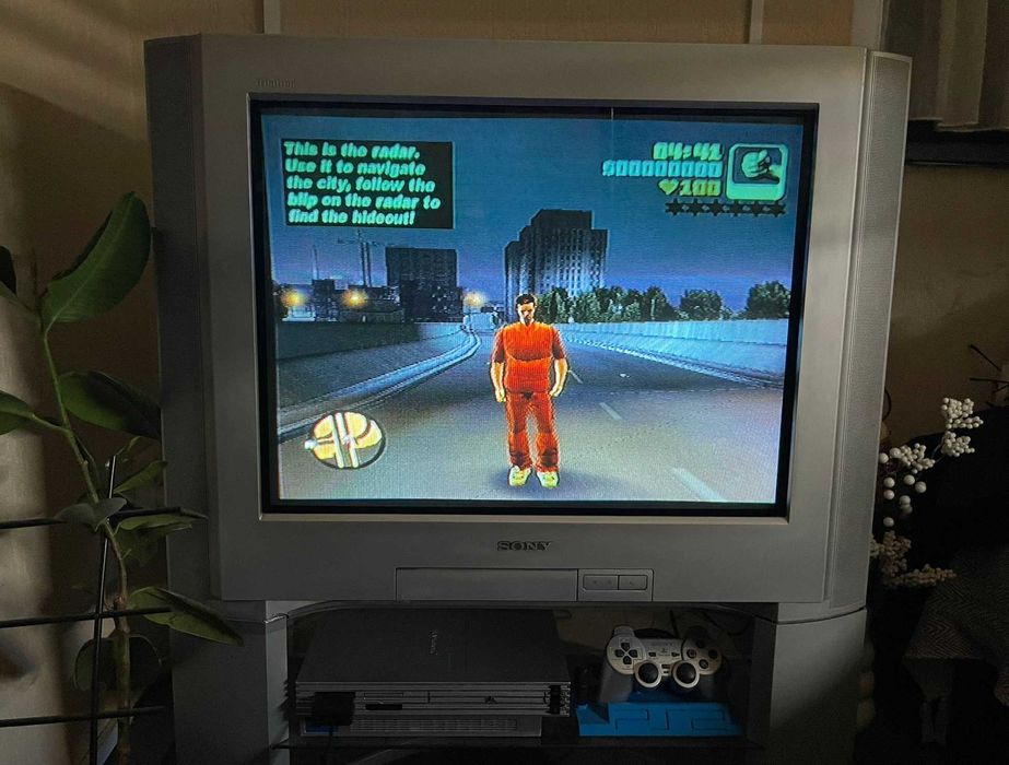 Set retro gaming Sony Trinitron CRT 29" + PlayStation 2 SCPH-50004 modat HDD