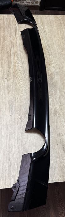 Добавка задна броня дифузиор BMW F30 340, 335 черен лак ОЕМ