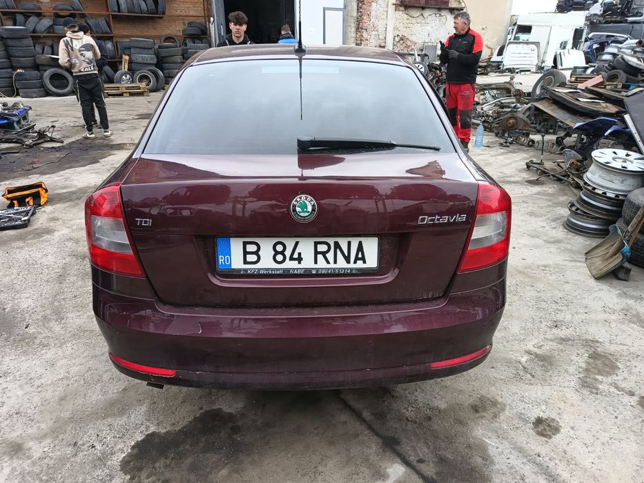 Dezmembrez Skoda Octavia - 2 (facelift) (2008 - 2013), 1.6 tdi CAYC, manual, CAYC, LHW