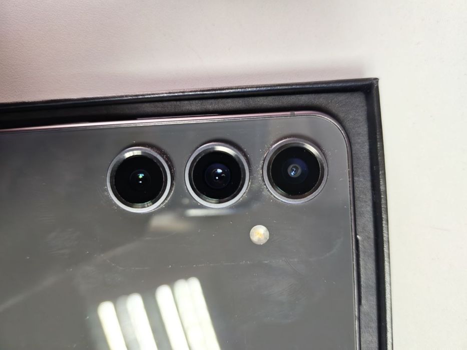 Samsung Galaxy S24 FE