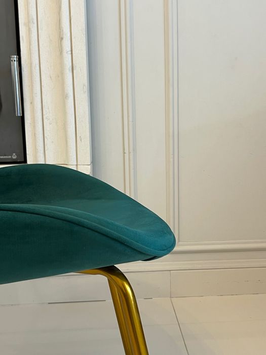 Scaune dinning/horeca verde-cerere oferta pentru mai multe bucăți