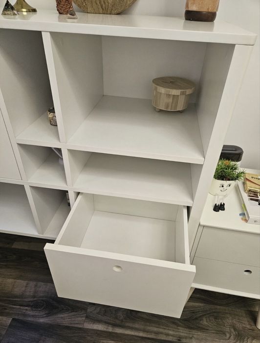 Comoda/Cabinet/Bibliotecă/Dulap alb MDF
