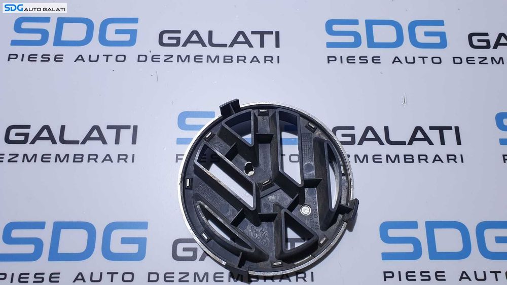 Sigla Emblema Grila Bara Spoiler Fata Volkswagen Golf 4 1998 - 2006 Cod 1J5853601A