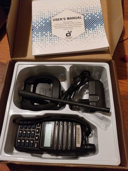 Set 2 statii radio PMR, Baofeng UV-9R Plus 10W si UV-82 8W