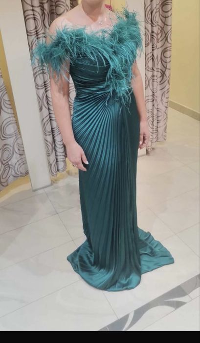 vand rochie verde smarald