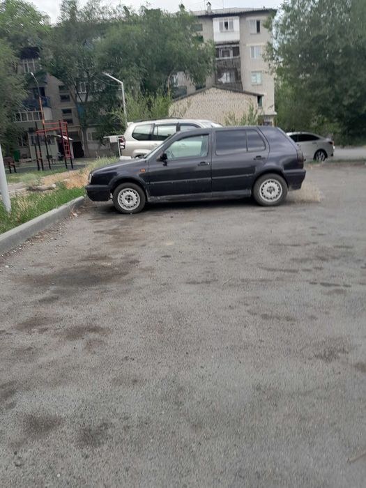 Холодильник на запчасть и машина голфь