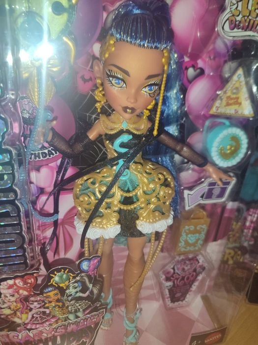 Клео нефера Дракулаура монстер хай