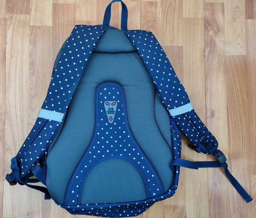 Ghiozdan ergonomic Mesco