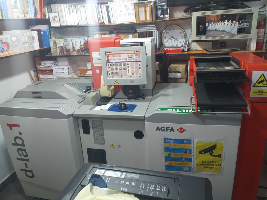 Vand spatiu comercial cu activitate foto