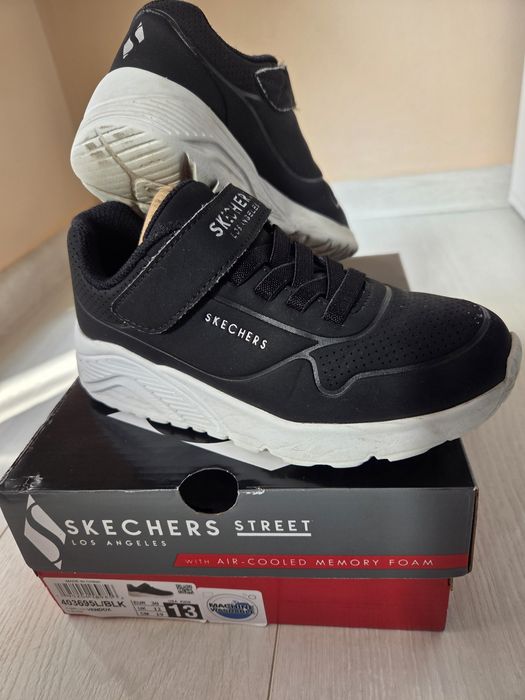 Маратонки Skechers