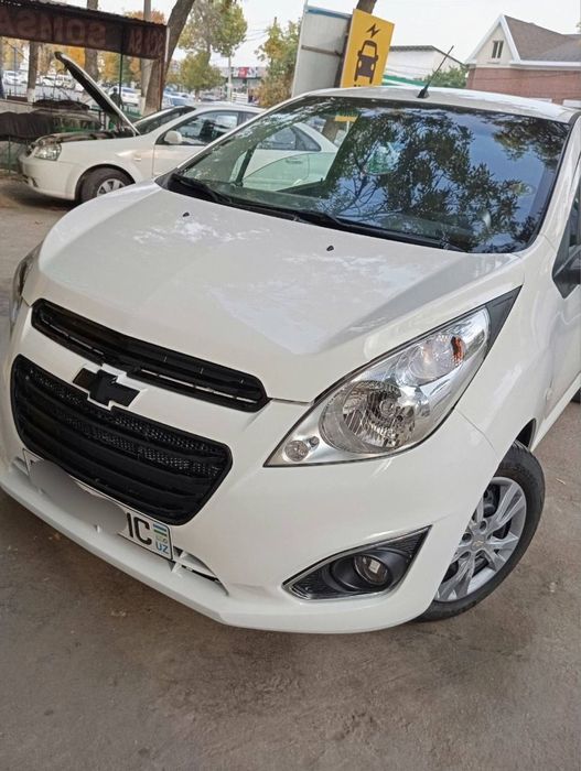 Спарк автомат 2015  холати яхши тоза озода