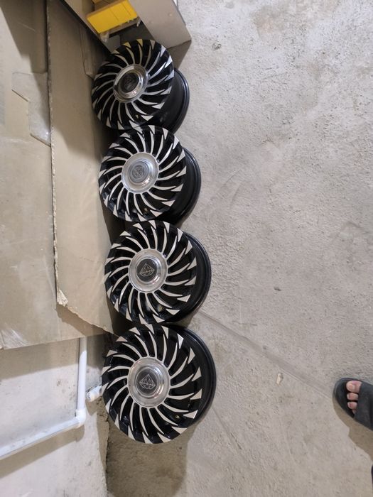 R 13 диска сотилади. Продам диски R 13.