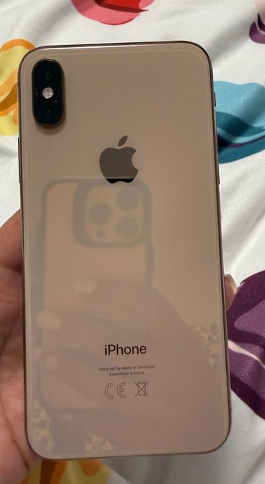 Vând telefon iPhone