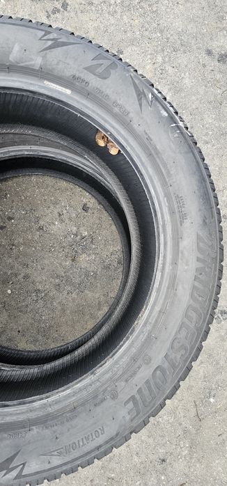 235 55 R 19 Bridgestone iarna