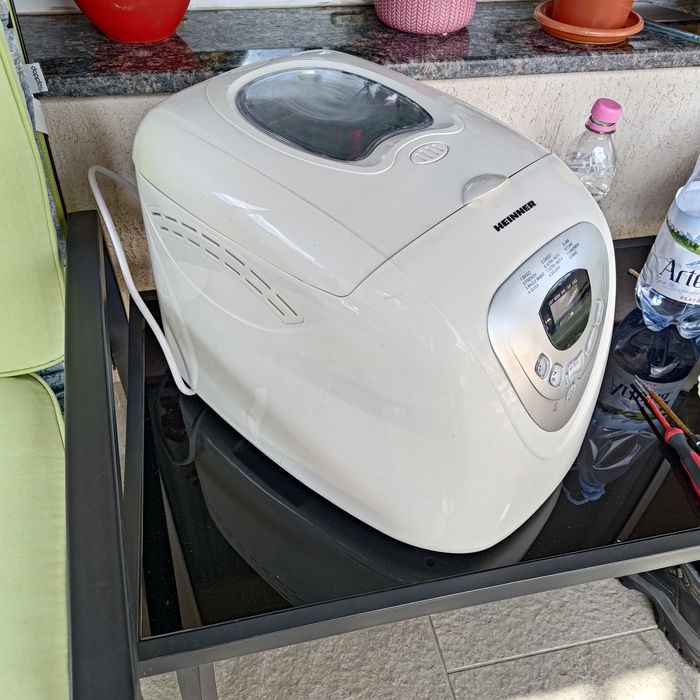 Masina de paine Heiner