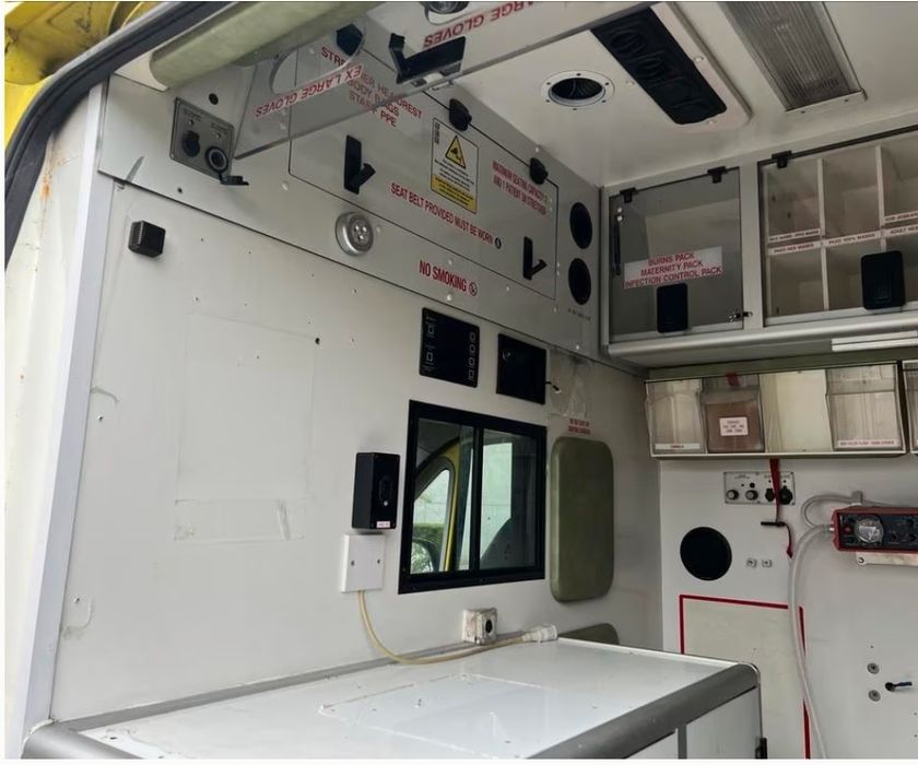 Dezmembrez Citroen jumper ambulanță