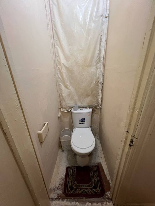 2/2/4 сотилади. 50м²