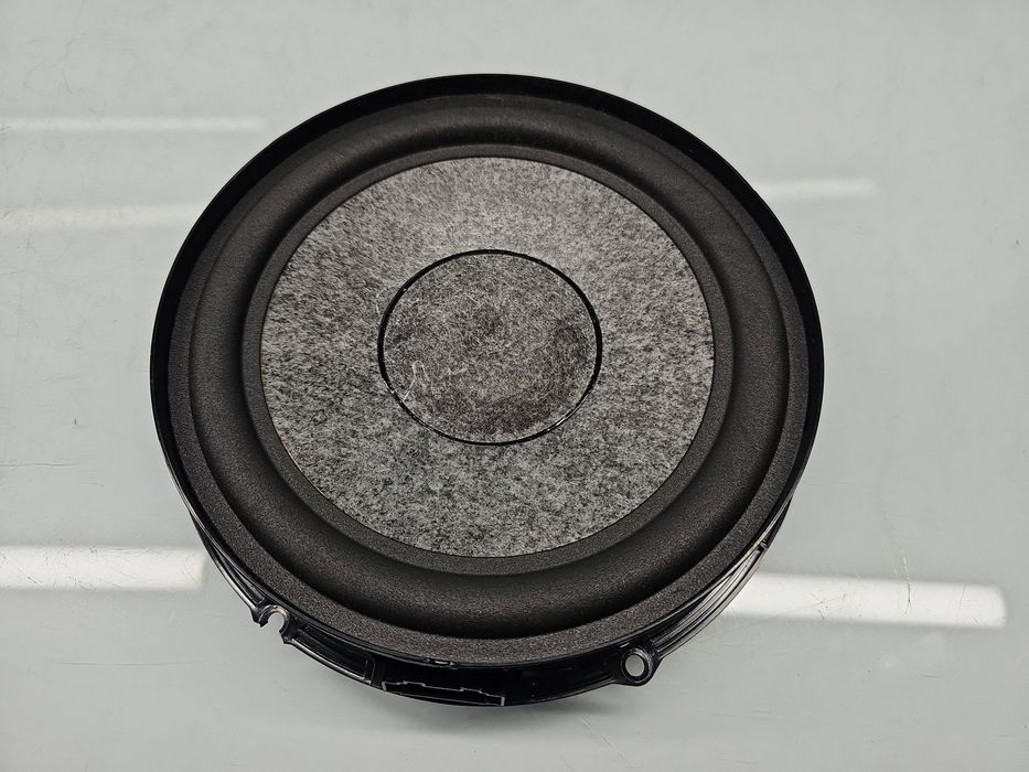 Boxa stanga fata Volkswagen Touareg (7LA, 7L6) [Fabr 2003-2010] 7E0035